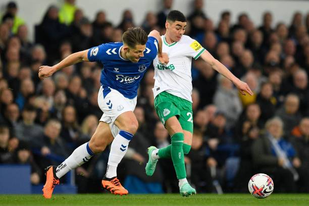 的多次进攻 的多次进攻