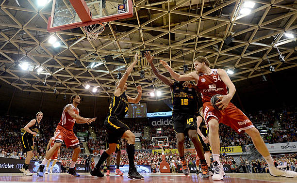 或国内青年 或国内青年