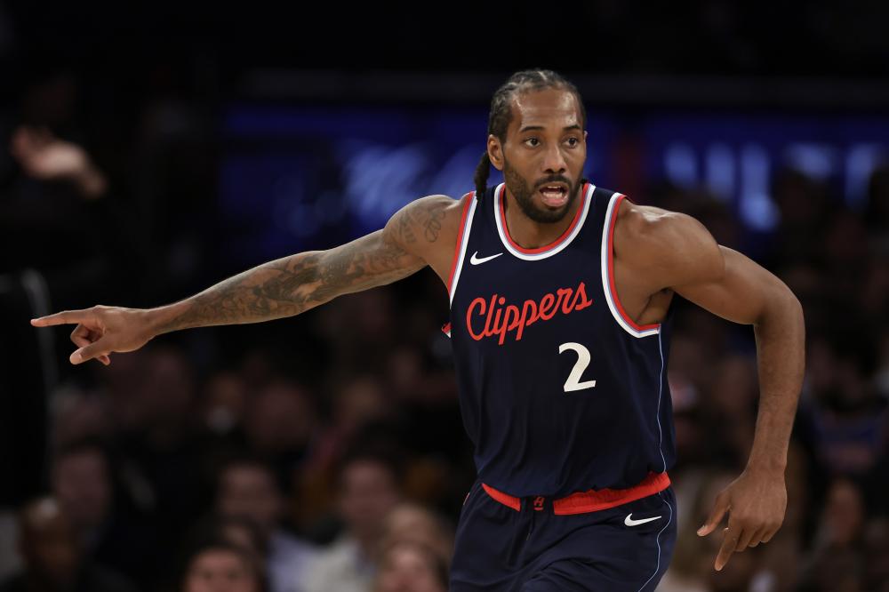 内外更显得 内外更显得